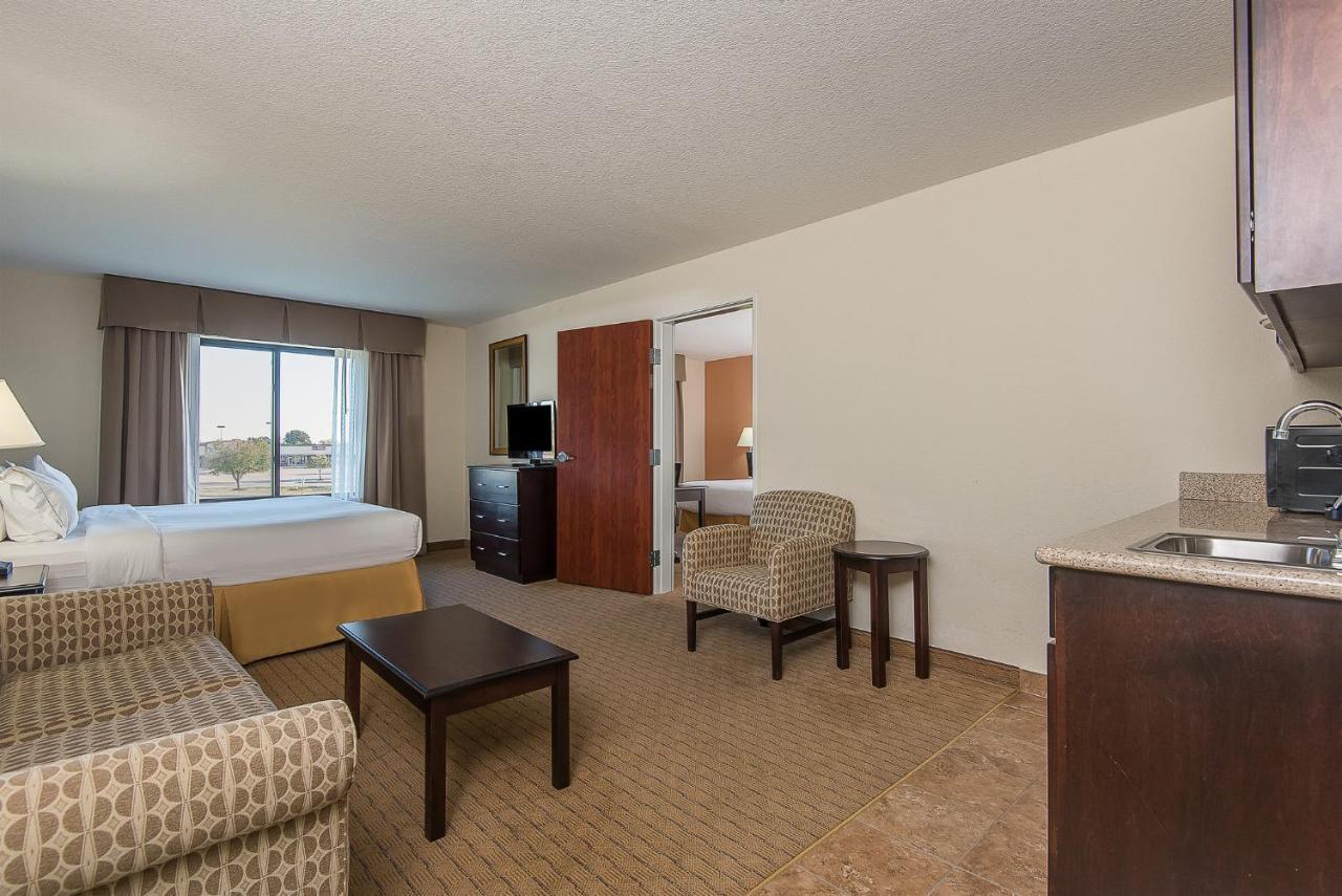 Hotel Express And East By Ihg