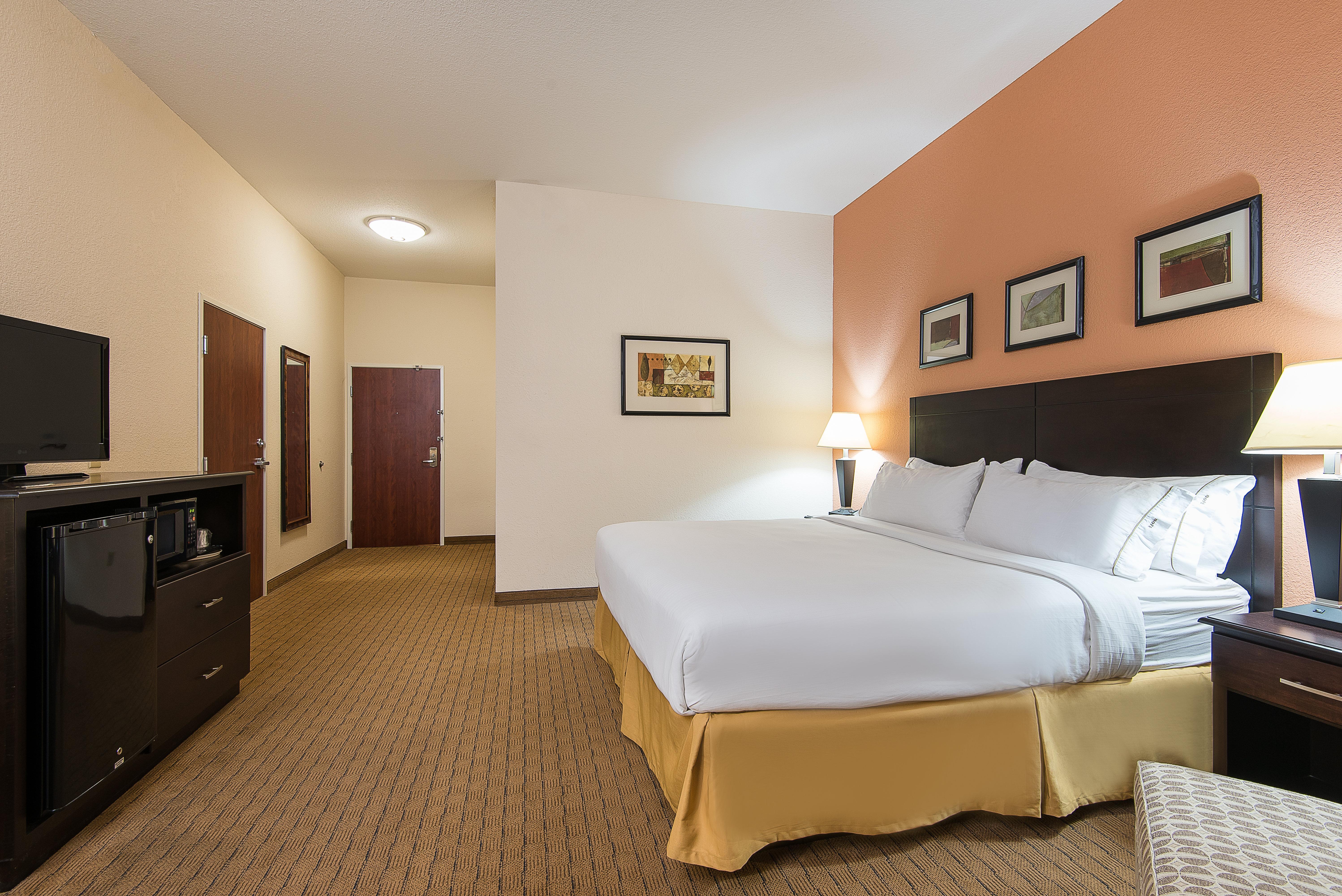 Hotel Express And East By Ihg