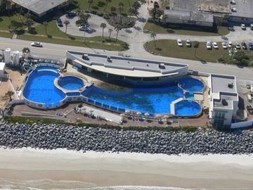 Hotel Express And East By Ihg