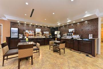 Hotel Express And East By Ihg Lafayette