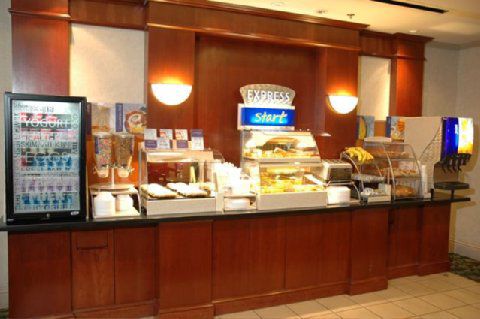 Hotel Express And East By Ihg 2*