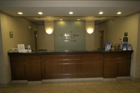 Express And East By Ihg Hotel